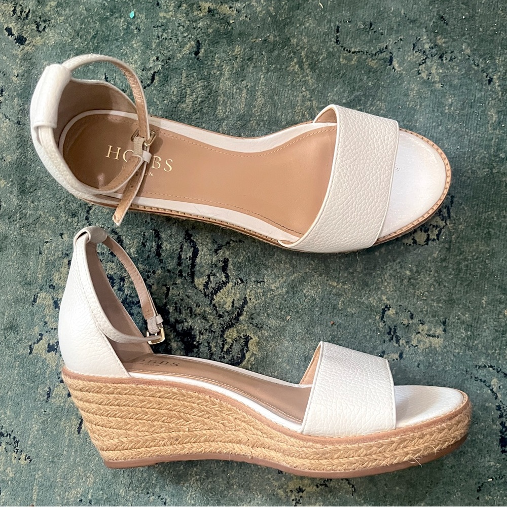 HOBBS LONDON SIZE 9/39 2inch white Wedge worn once
